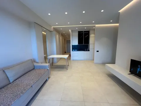 Sale, two bedroom apartment, 71m², Bečići, Budva - image 1