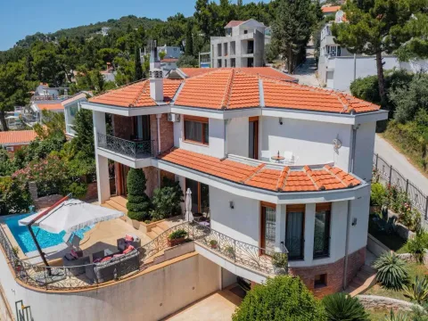 Prodaja, kuća, 252m², Šušanj, Bar - image 2