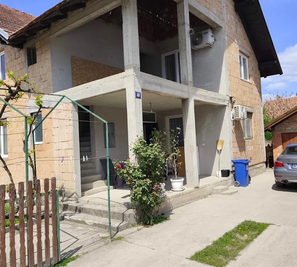 Prodaja, kuća, 280m², Sajlovo, Novi Sad Sve Podlokacije