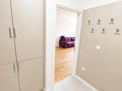 Rent, two bedroom apartment, 72m², Central Point, Podgorica - image 5