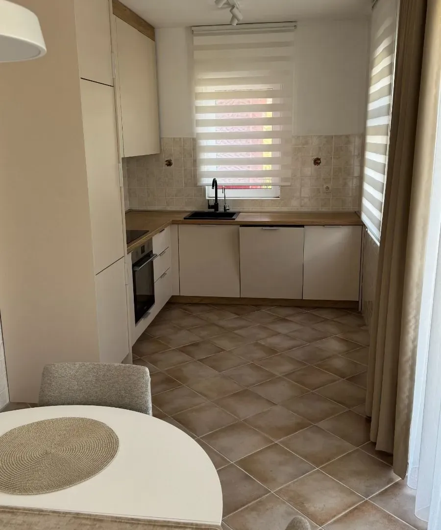 Prodaja, dvosoban stan, 79m², Kotor, Crna Gora