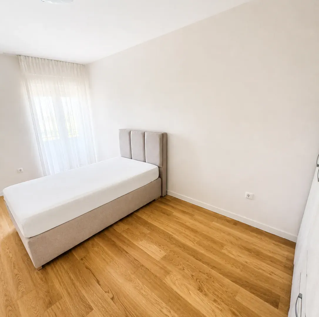Rent, two bedroom apartment, 72m², Central Point, Podgorica