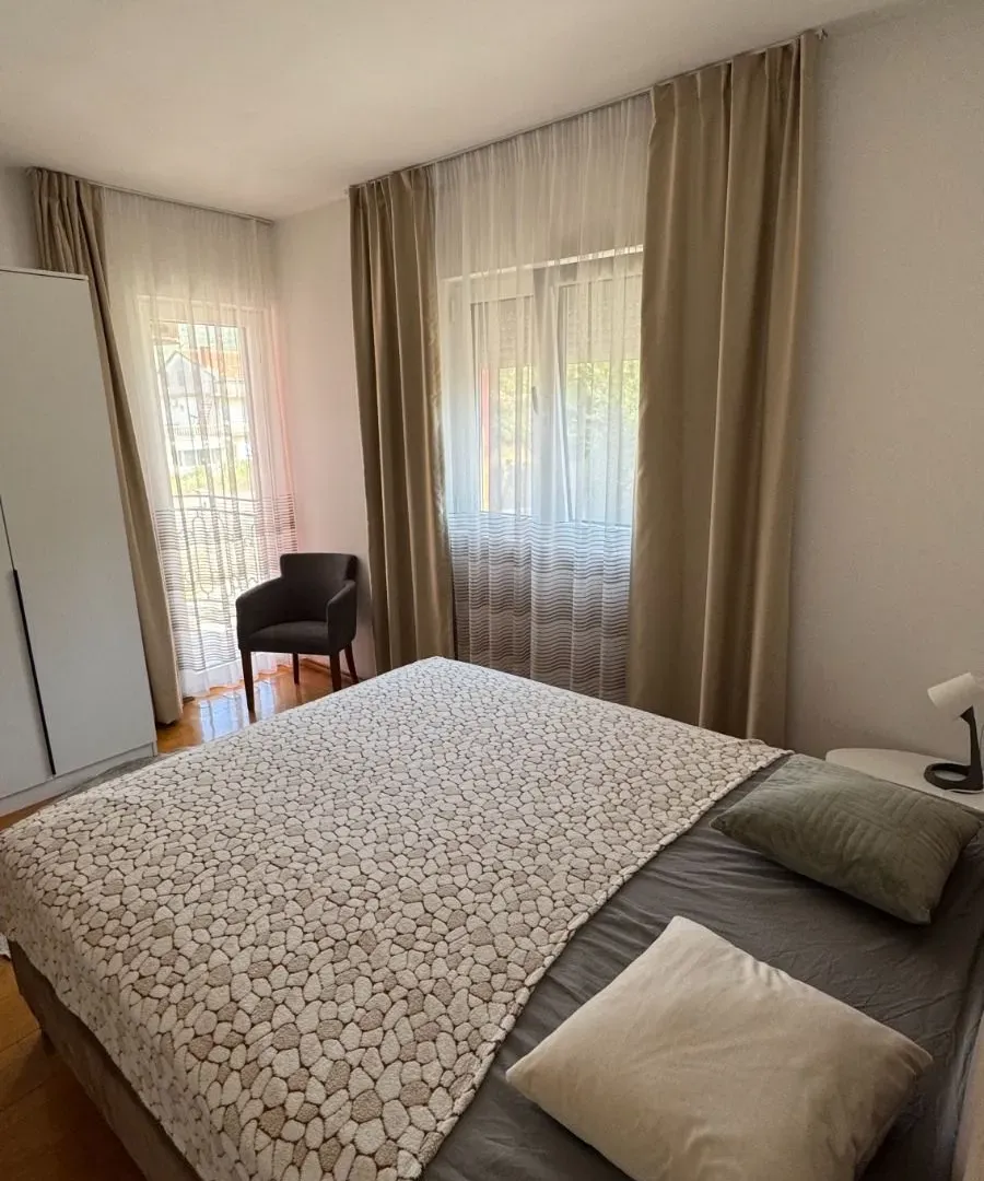 Prodaja, dvosoban stan, 79m², Kotor, Crna Gora