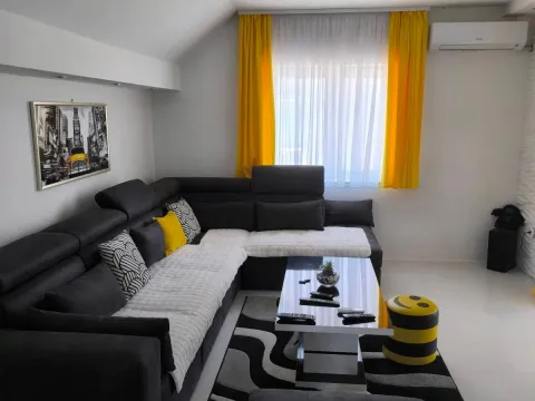 Prodaja, kuća, 280m², Sajlovo, Novi Sad Sve Podlokacije - image 5