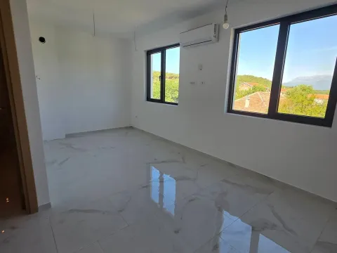 Prodaja, garsonjera, 24m², Radanovići, Kotor - image 2