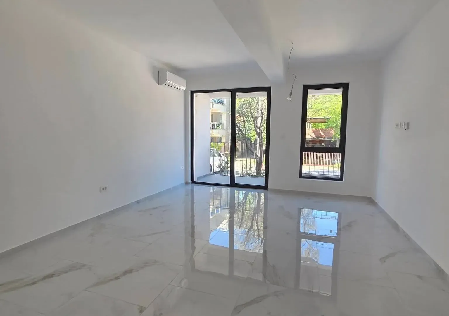 Prodaja, garsonjera, 32m², Radanovići, Kotor