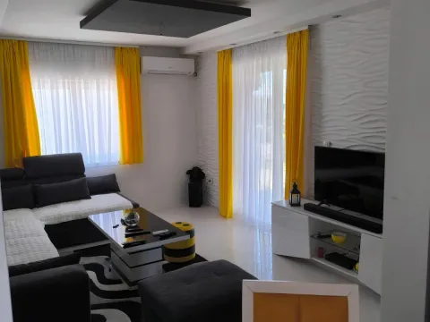 Prodaja, kuća, 280m², Sajlovo, Novi Sad Sve Podlokacije - image 6