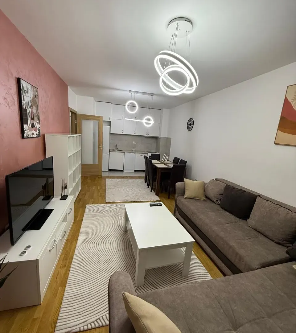 Prodaja, jednosoban stan, 45m², Stari Aerodrom, Podgorica