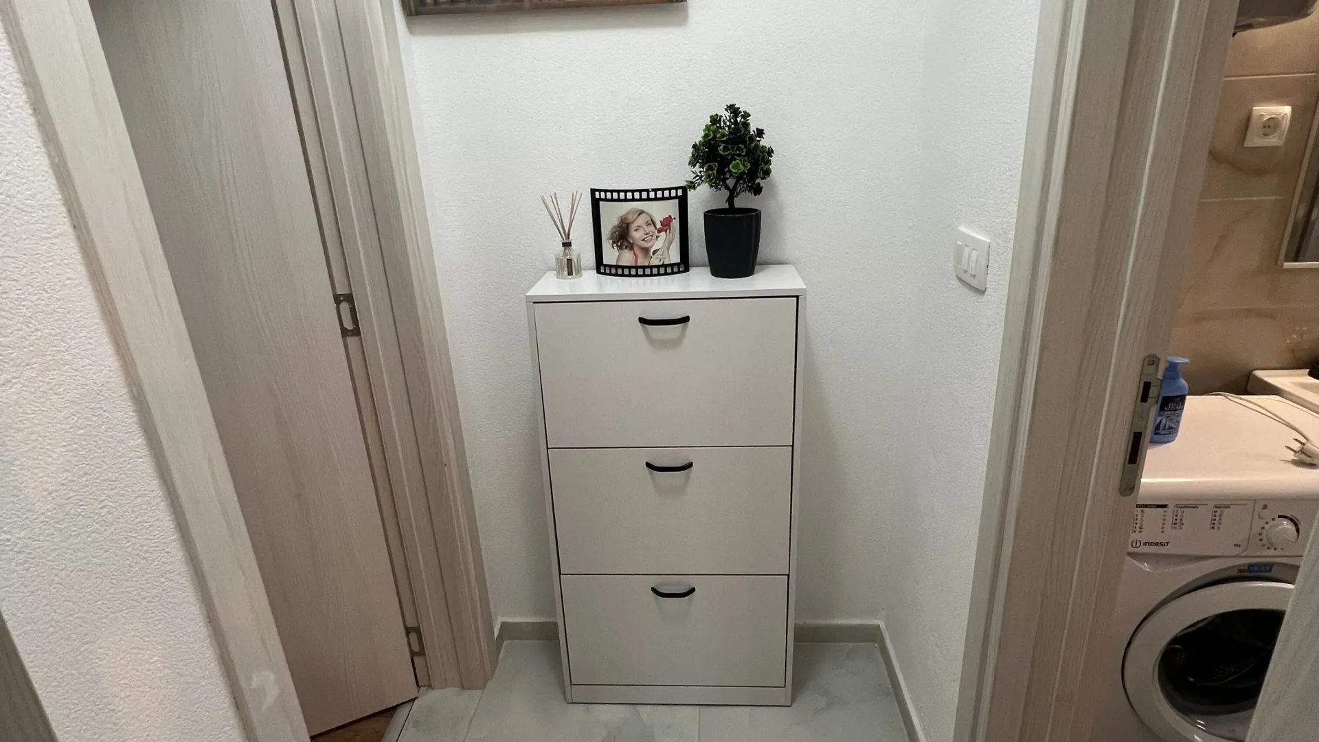 Rent, one bedroom apartment, 52m², Šušanj, Bar