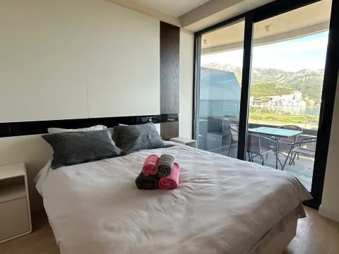 Sale, two bedroom apartment, 71m², Bečići, Budva - image 7