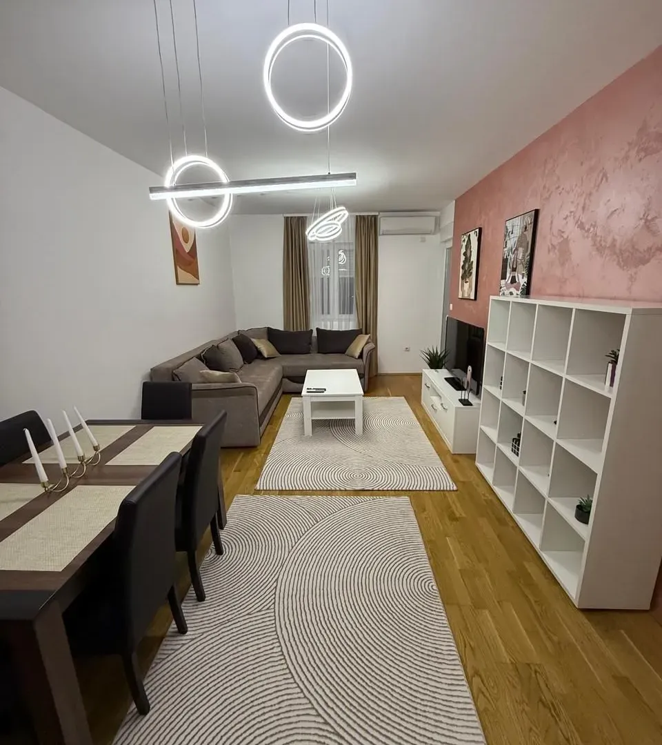 Prodaja, jednosoban stan, 45m², Stari Aerodrom, Podgorica