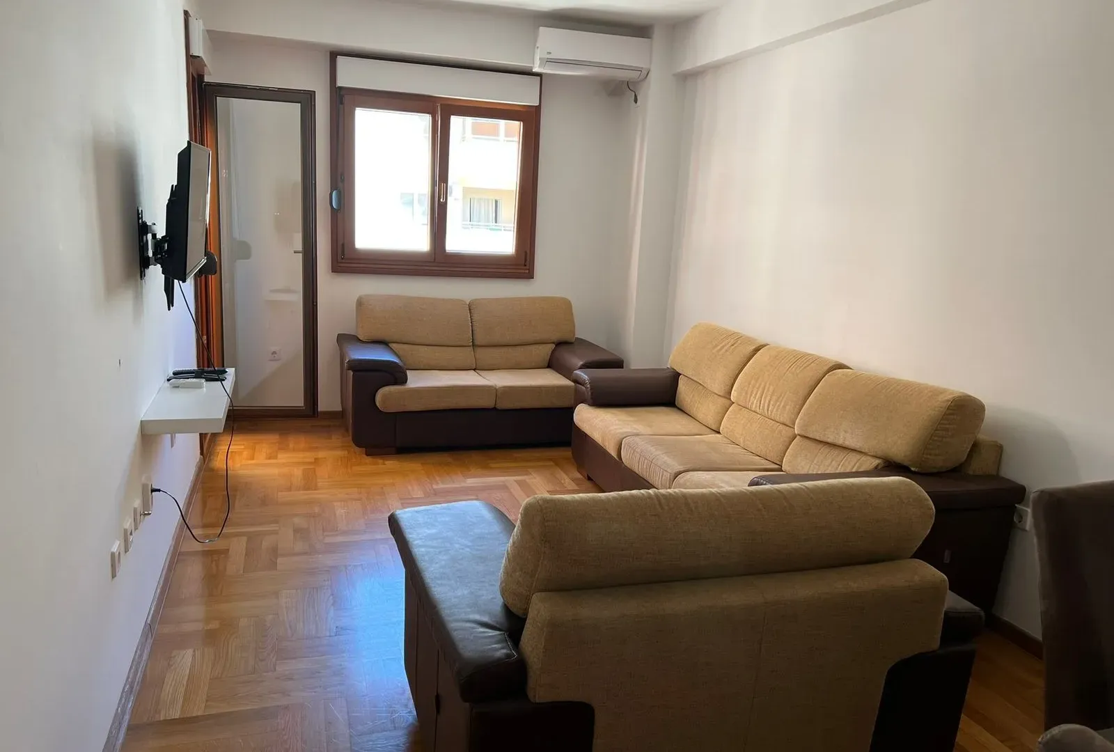 Izdavanje, jednosoban stan, 55m², Rozino, Budva