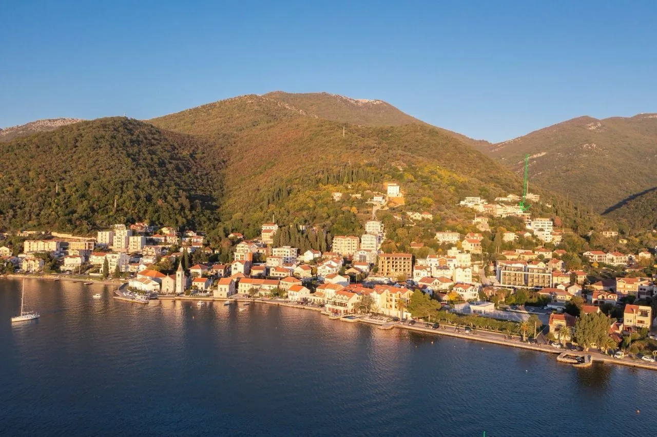 Prodaja, jednosoban stan, 43m², Donja Lastva, Tivat