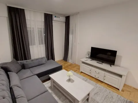 Sale, two bedroom apartment, 74m², Tuški Put, Podgorica - image 7