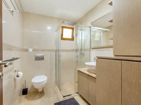 Prodaja, dvosoban stan, 106m², Donja Lastva, Tivat - image 13
