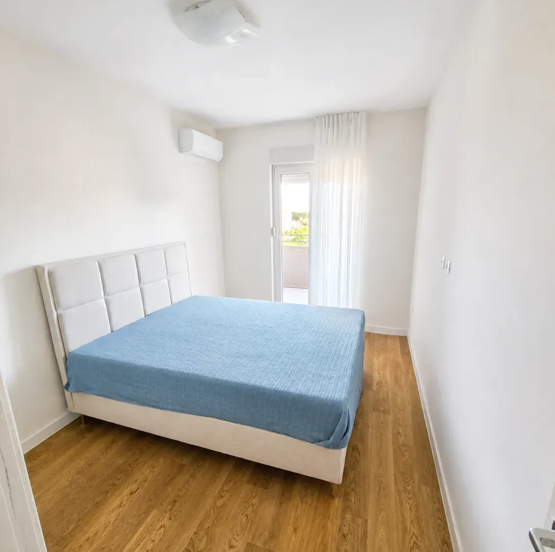 Rent, two bedroom apartment, 72m², Central Point, Podgorica