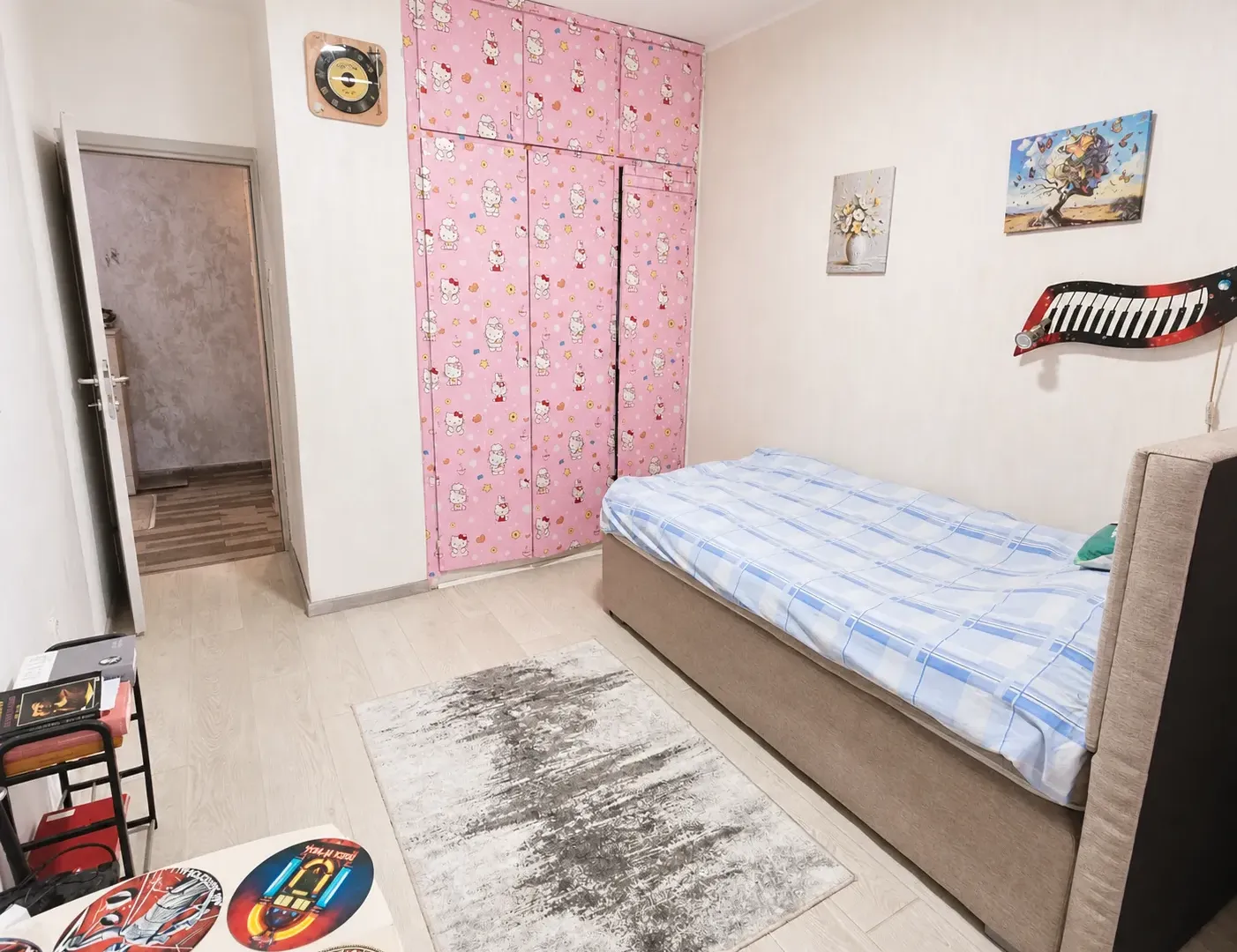 Rent, three bedroom apartment, 100m², Pejton, Podgorica