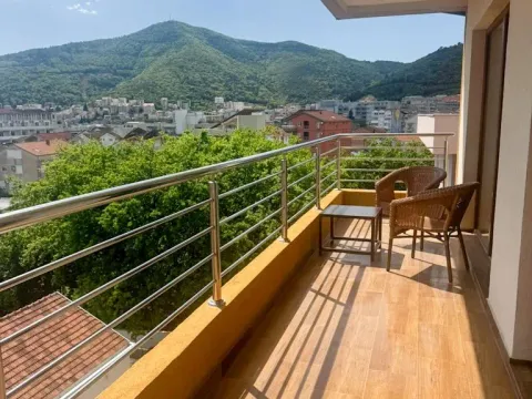 Sale, three bedroom apartment, 85m², Velji Vinogradi, Budva - image 15