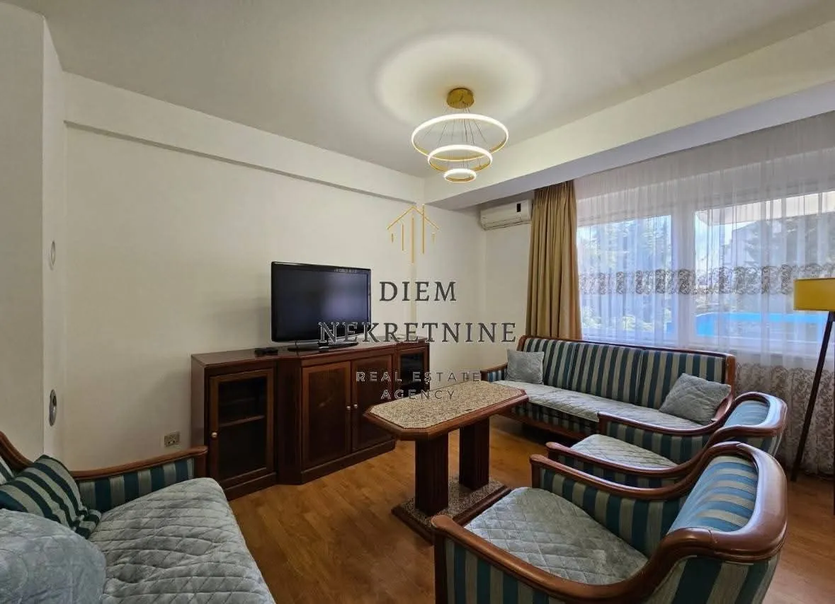 Rent, three bedroom apartment, 110m², Centar, Bar
