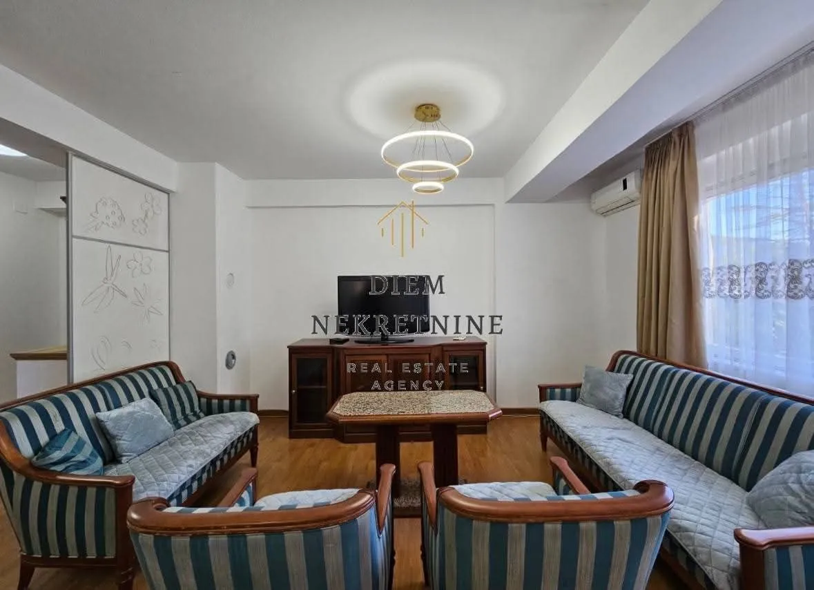 Rent, three bedroom apartment, 110m², Centar, Bar