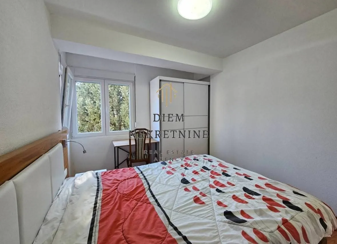 Rent, three bedroom apartment, 110m², Centar, Bar