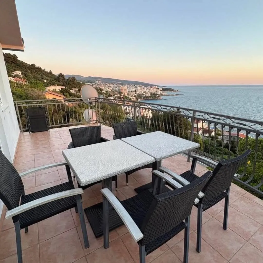 Izdavanje, kuća, 180m², Dobra Voda, Budva