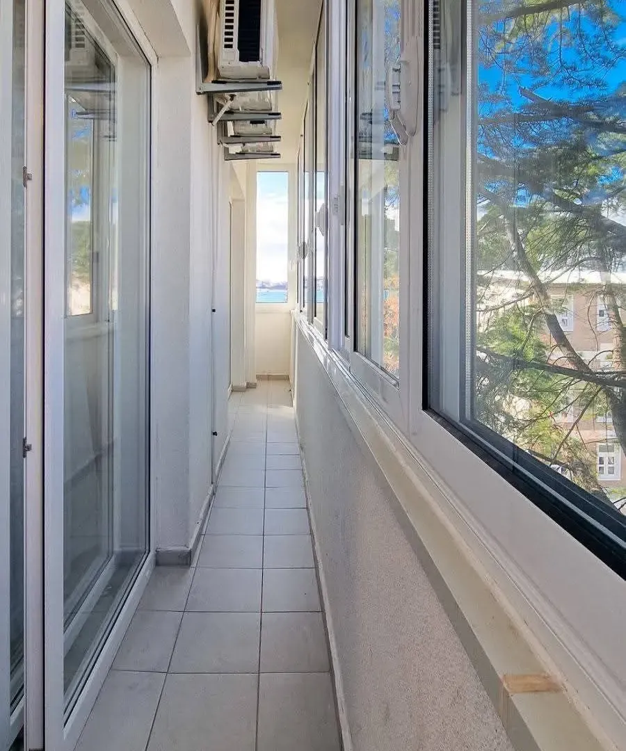 Izdavanje, dvosoban stan, 58m², Centar, Bar
