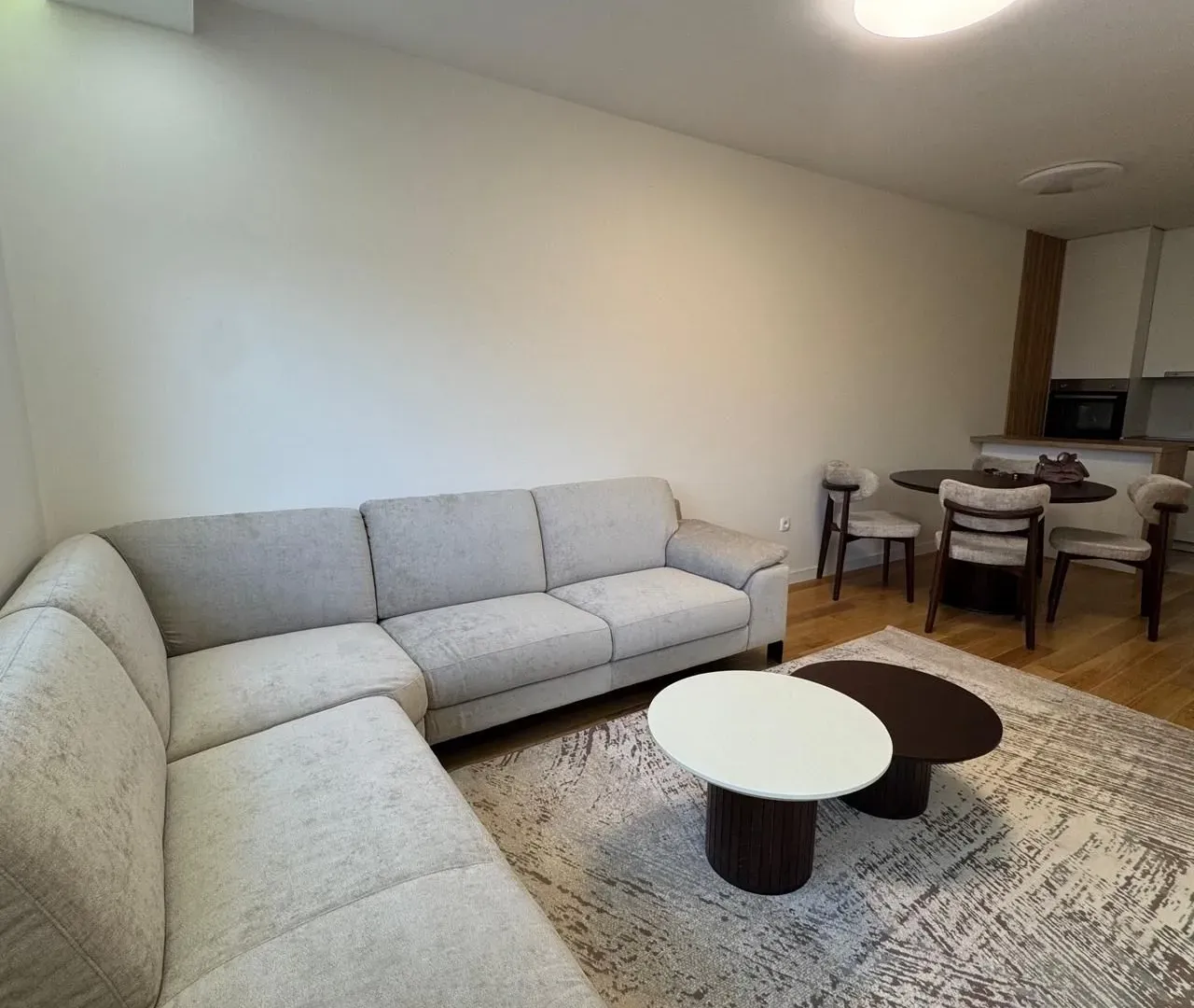 Rent, two bedroom apartment, 72m², Central Point, Podgorica