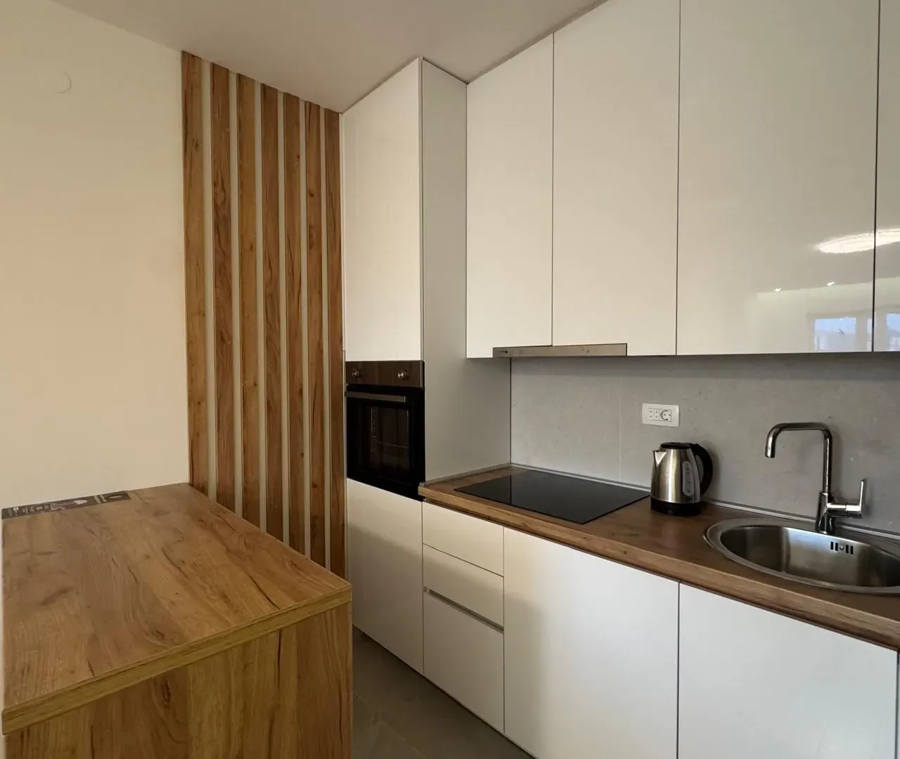 Rent, two bedroom apartment, 72m², Central Point, Podgorica