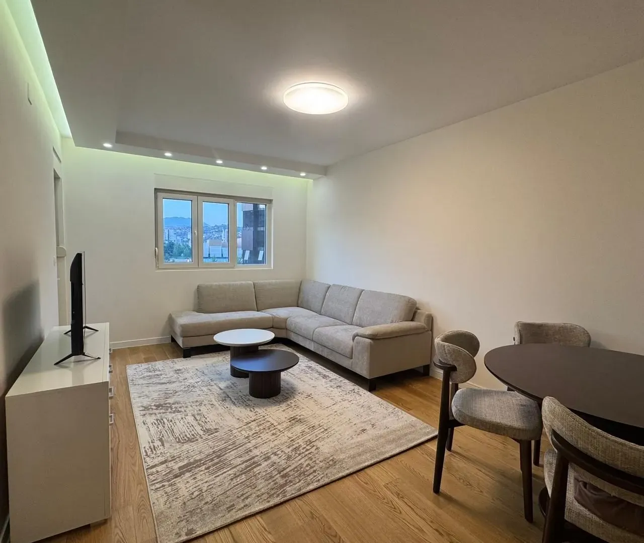 Rent, two bedroom apartment, 72m², Central Point, Podgorica