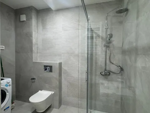 Izdavanje, dvosoban stan, 68m², Central Point, Podgorica - image 14