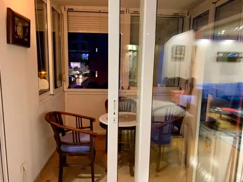 Izdavanje, stan, 86m², Centar, Budva - image 6