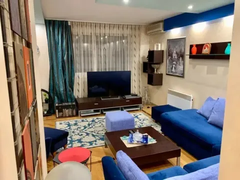 Izdavanje, stan, 86m², Centar, Budva - image 7