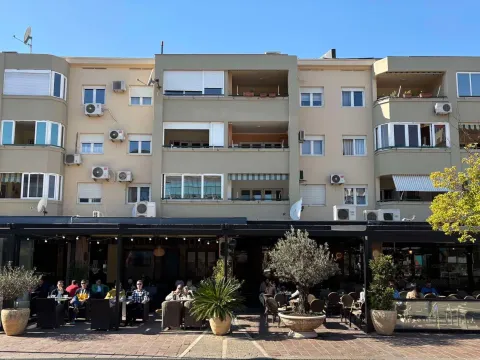 Rent, office space, 79m², Preko Morače, Podgorica - image 2