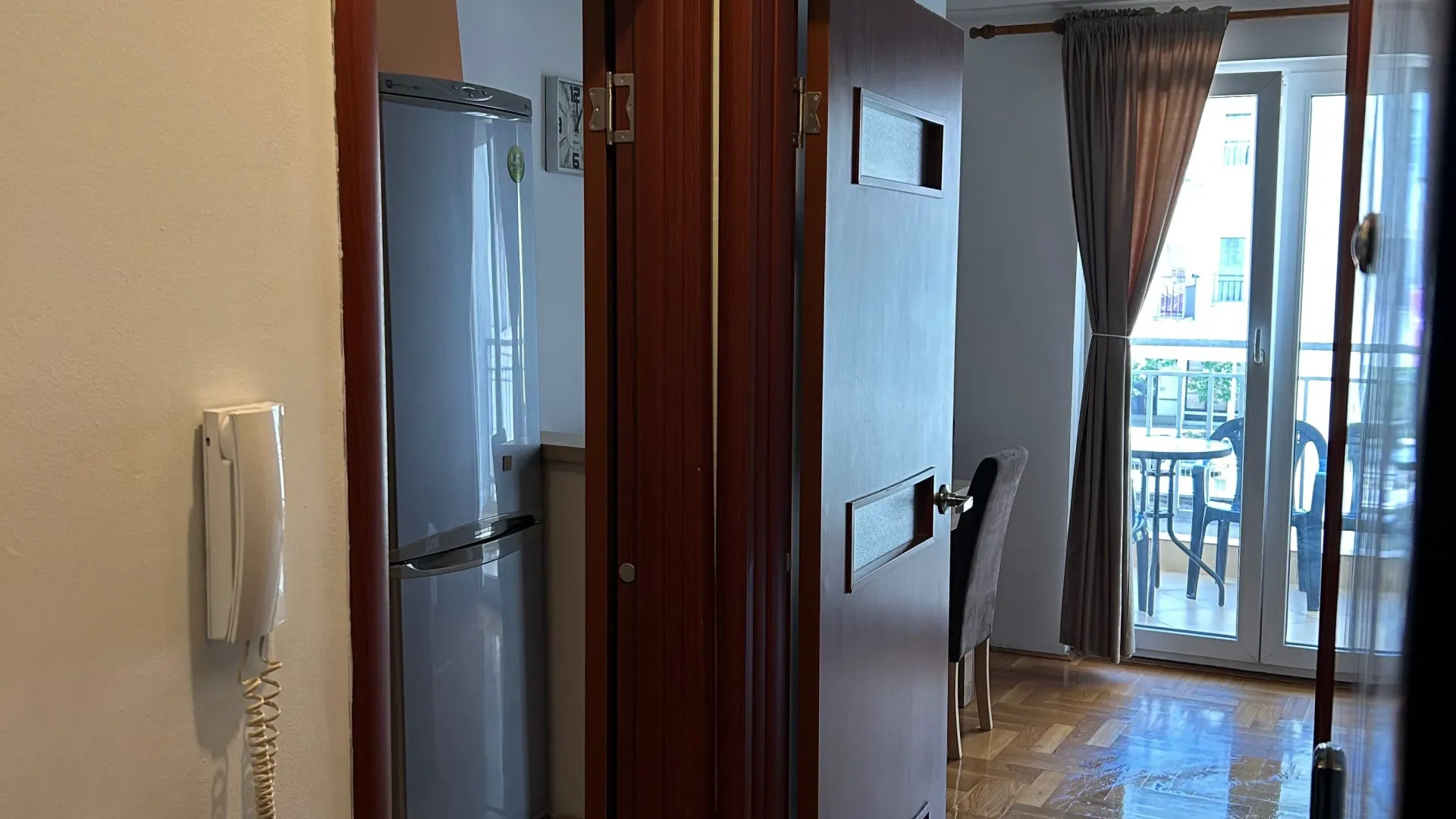 Stan-na-dan, garsonjera, 29m², Blok 9, Podgorica