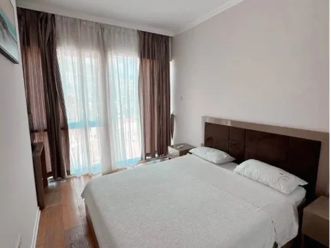 Rent, two bedroom apartment, 105m², Tre Canne, Budva - image 4