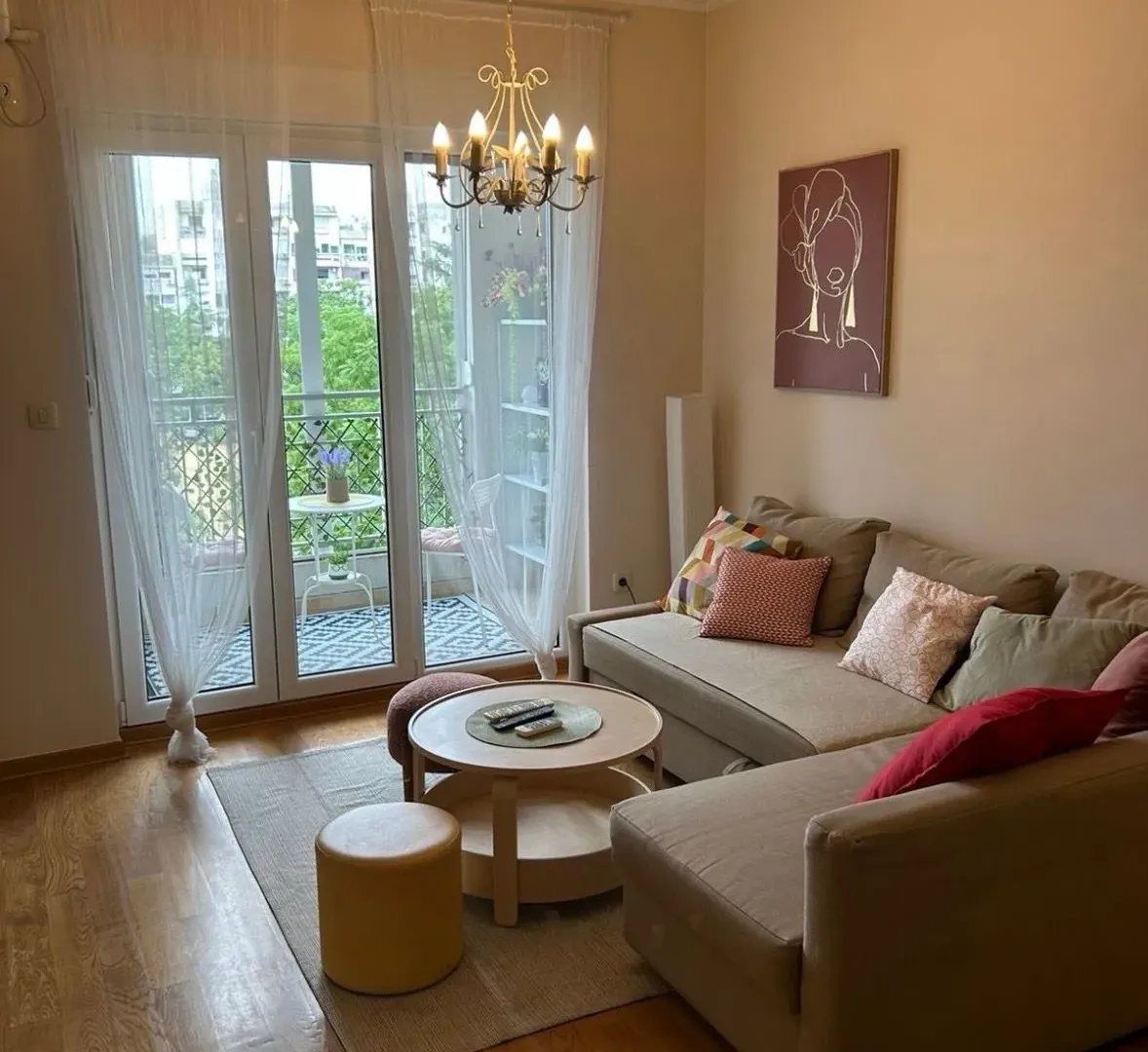 Izdavanje, jednosoban stan, 45m², Blok 9, Podgorica