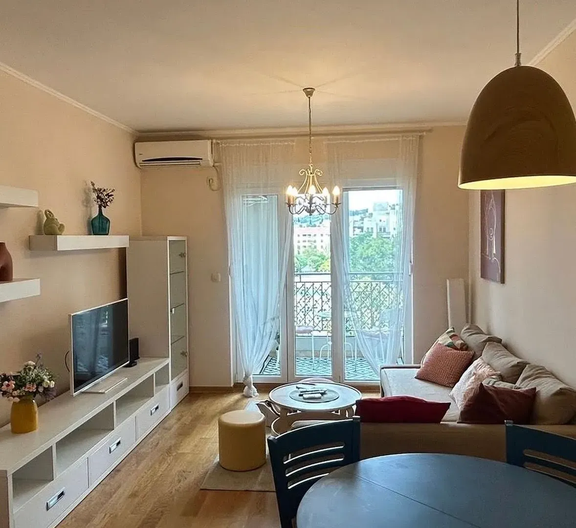 Rent, one bedroom apartment, 45m², Blok 9, Podgorica