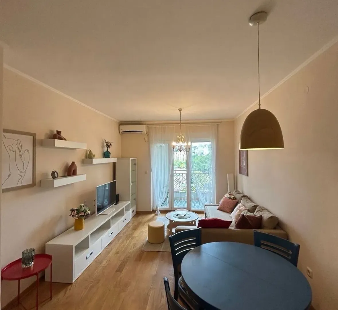 Rent, one bedroom apartment, 45m², Blok 9, Podgorica