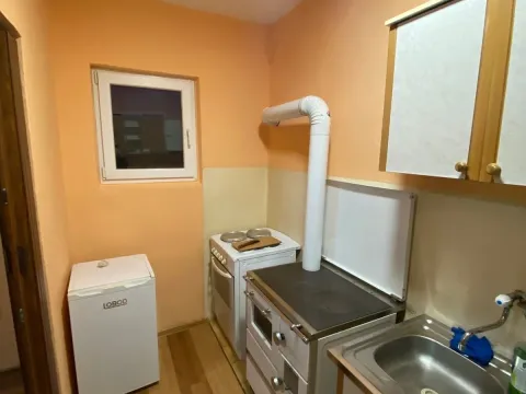 Rent, house, 70m², Centar, Nikšić - image 5