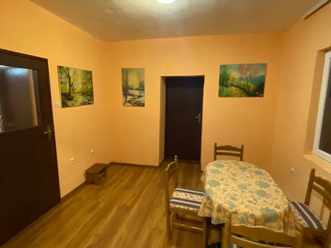 Rent, house, 70m², Centar, Nikšić - image 1