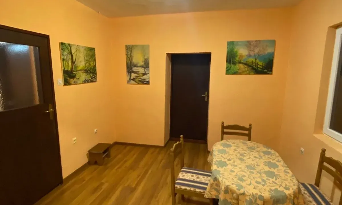 Rent, house, 70m², Centar, Nikšić