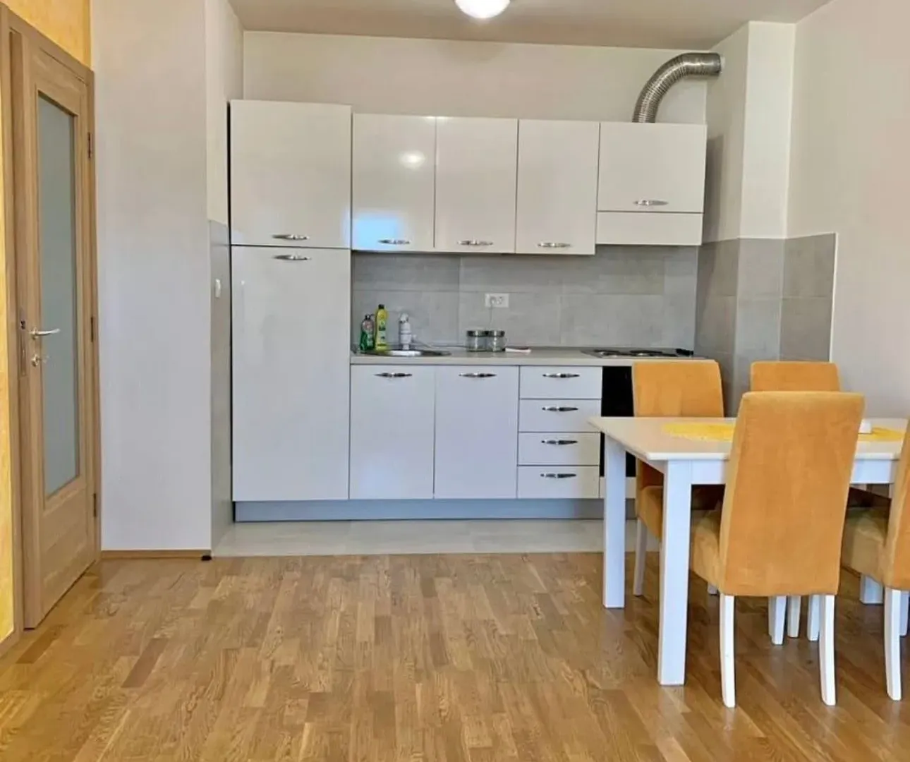 Rent, one bedroom apartment, 46m², Stari Aerodrom, Podgorica