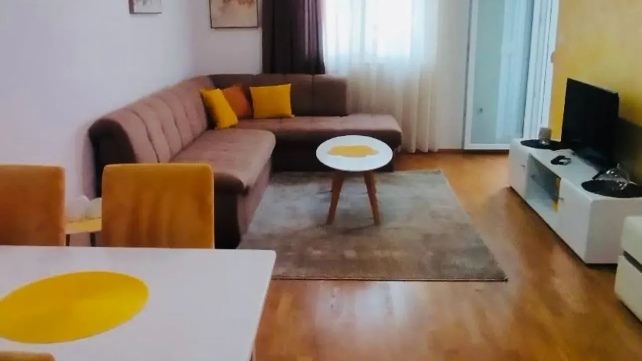 Rent, one bedroom apartment, 46m², Stari Aerodrom, Podgorica