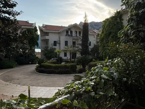 Sale, four bedroom apartment, 142m², Risan, Kotor - image 3