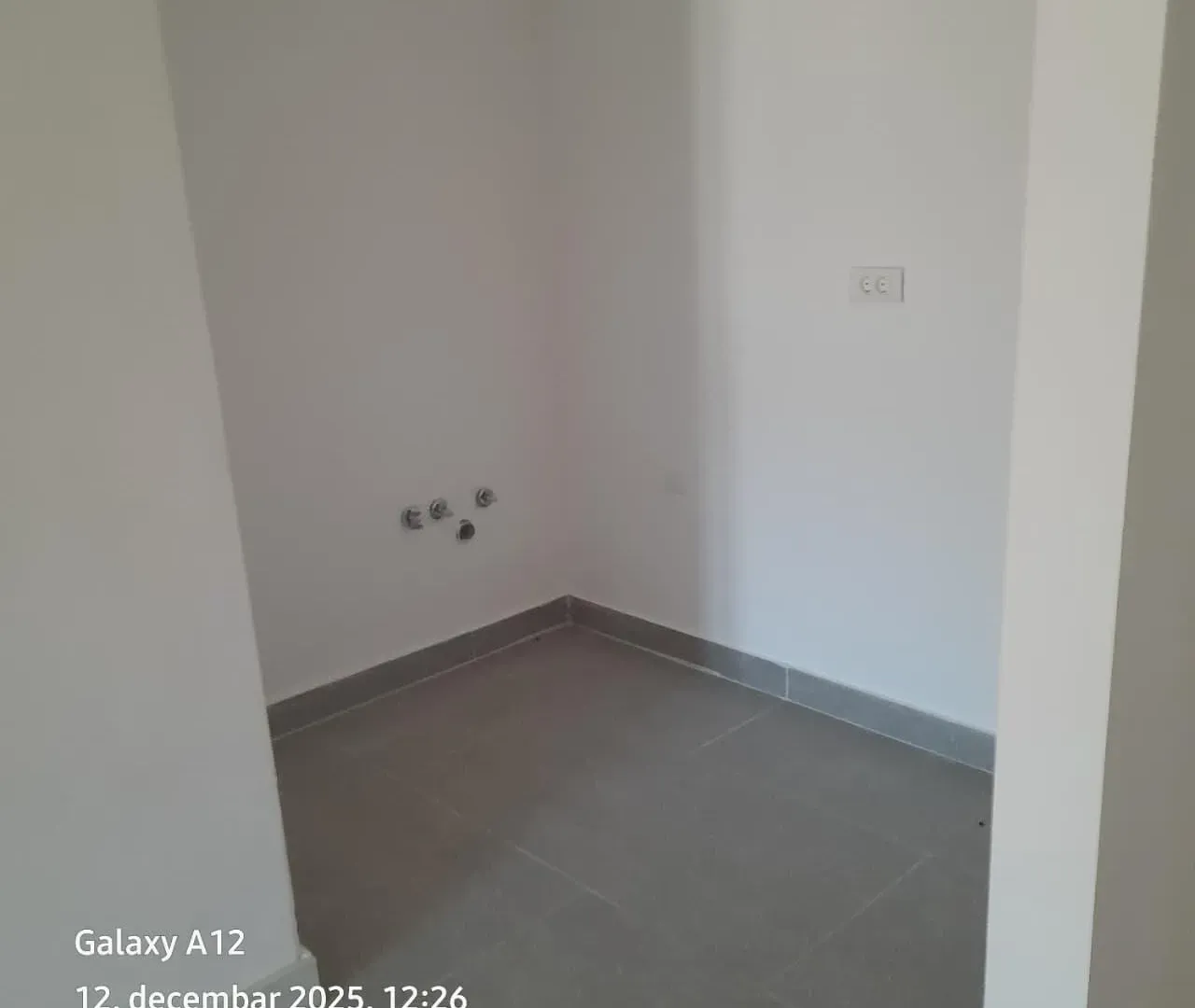 Sale, four bedroom apartment, 103m², Centar, Kolašin