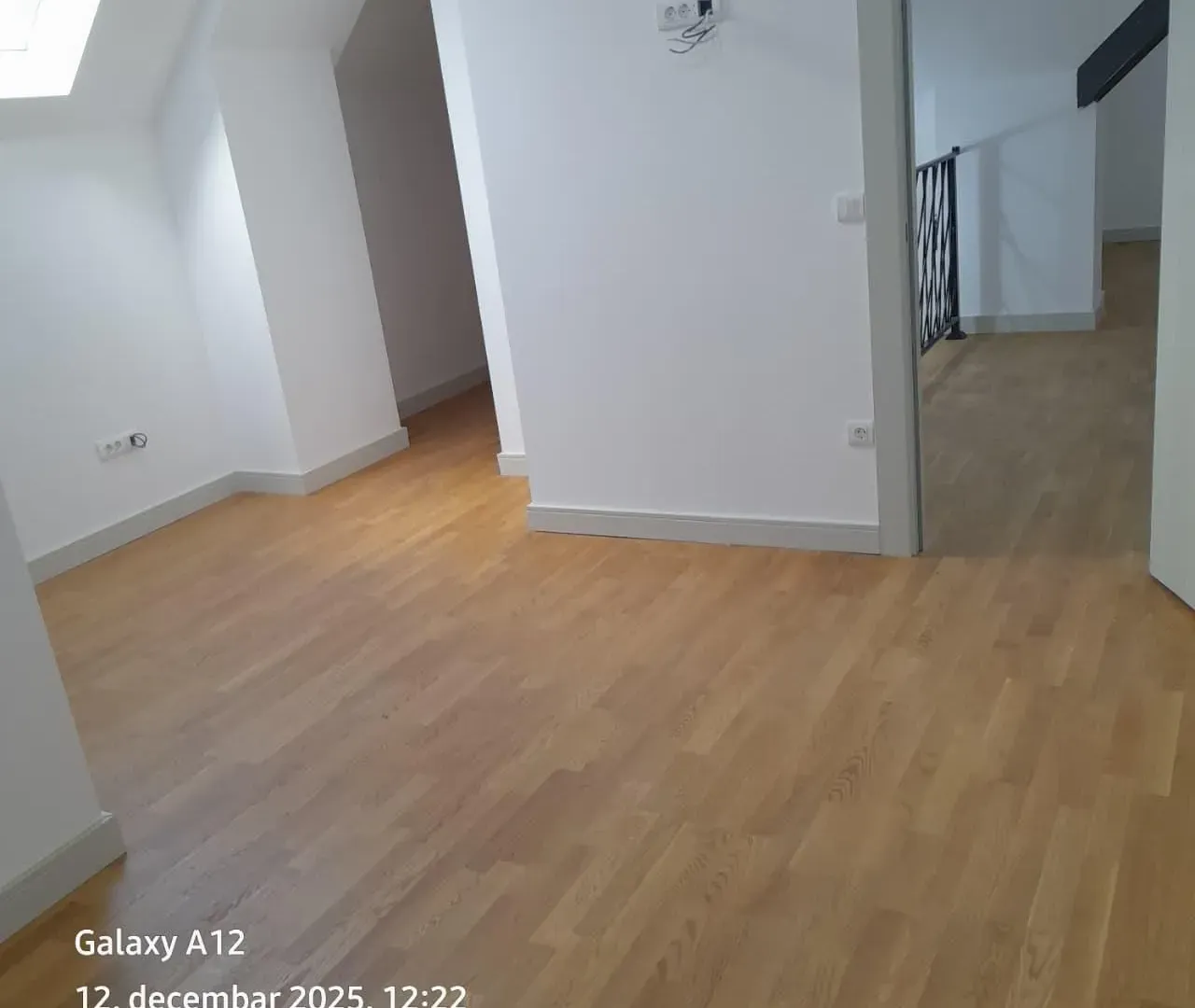 Sale, four bedroom apartment, 103m², Centar, Kolašin