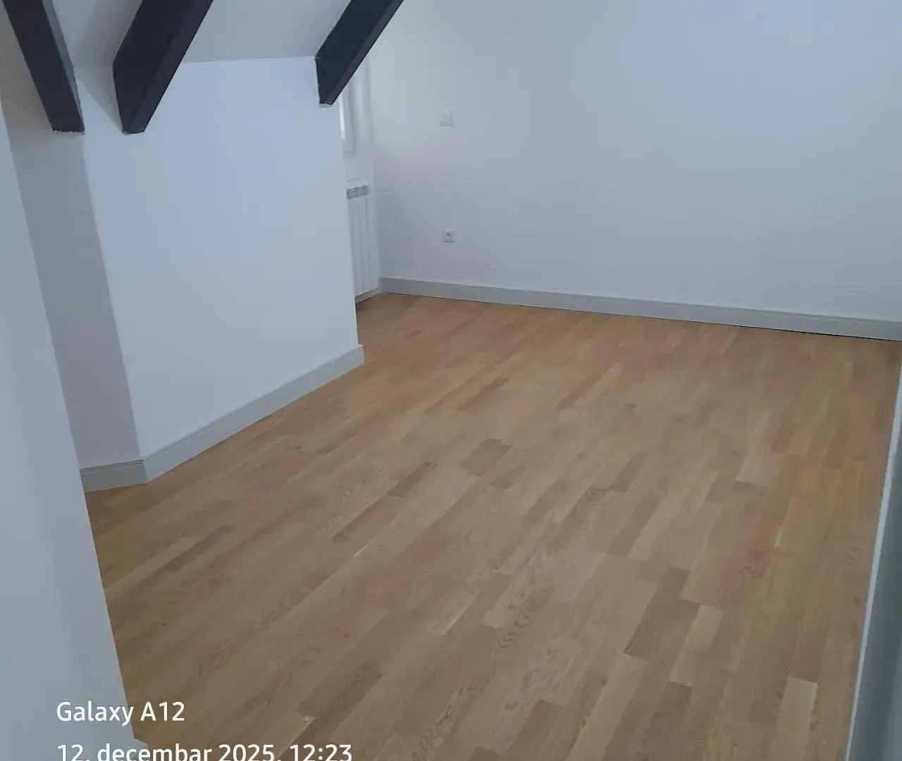 Sale, four bedroom apartment, 103m², Centar, Kolašin