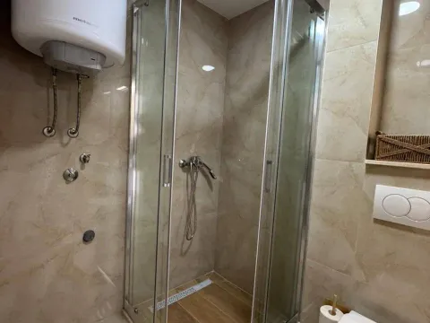 Prodaja, jednosoban stan, 46m², Šušanj, Bar - image 8
