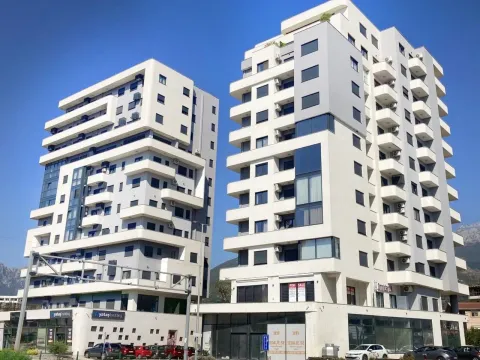 Sale, one bedroom apartment, 46m², Centar, Bar - image 1